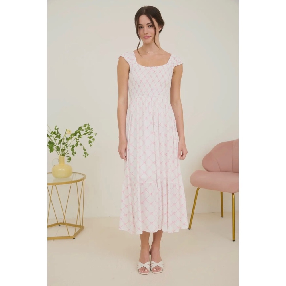 Bow Pattern Ruched Sleeve Smocked Midi Dress